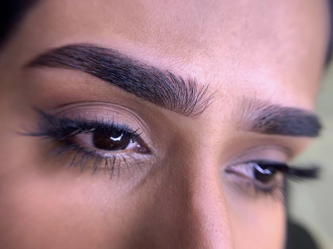TACKLE YOUR WISPY BROWS WITH OMBRE EYEBROWS