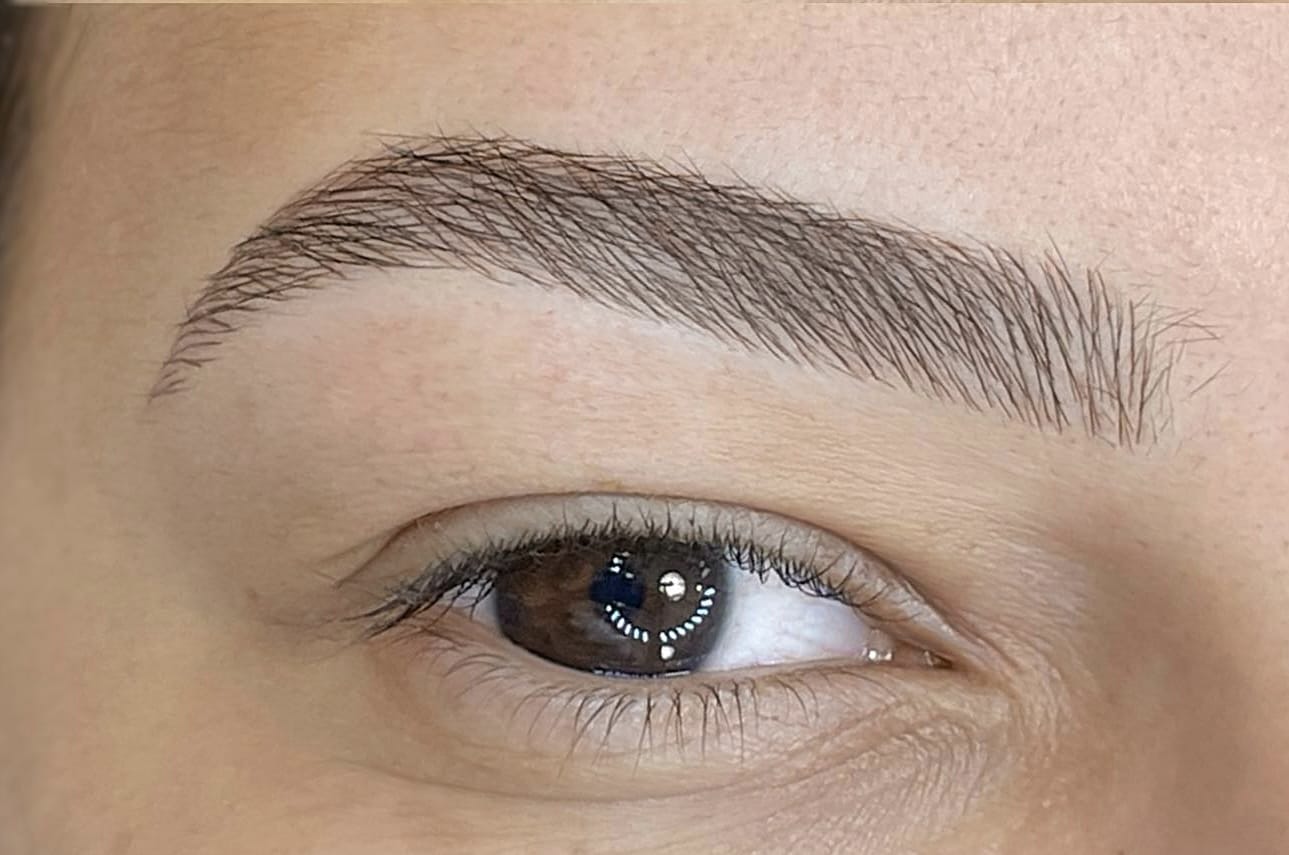 WHY EYEBROW LAMINATION IS THE NEW BEAUTY MUST-HAVE?